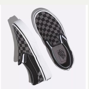 Classic Slip-On checkered Vans